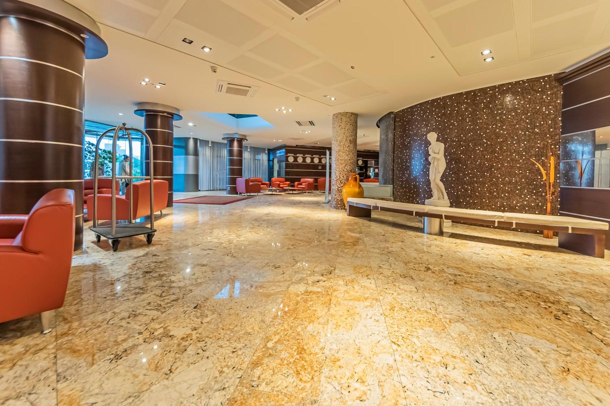 Dado Hotel International Parme Extérieur photo